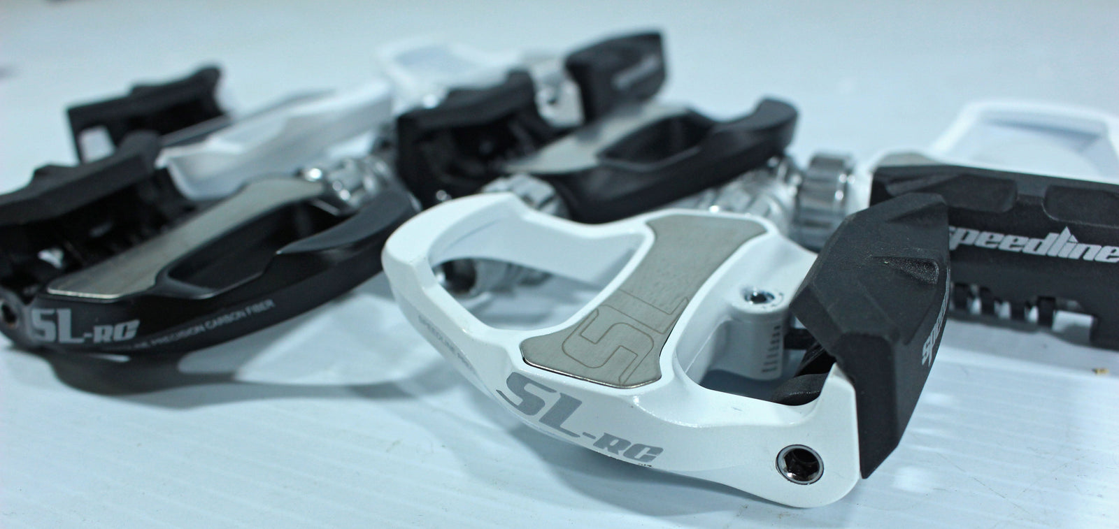 Speedline SL-RC Elite Carbon Road Clip Pedals in Black and Limited Edition White - Supercross BMX